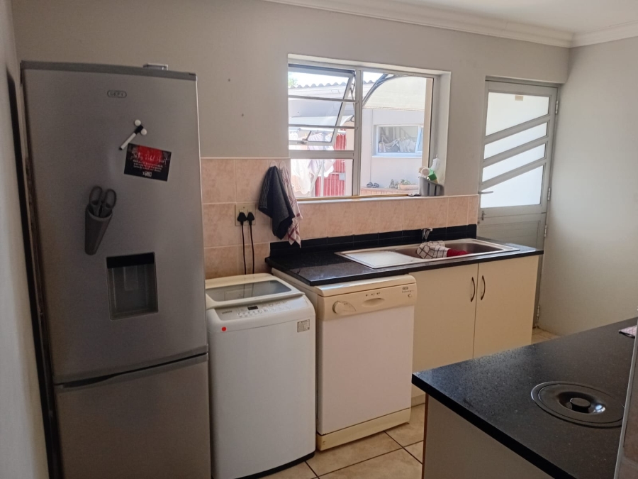 To Let 3 Bedroom Property for Rent in Greenfields Eastern Cape